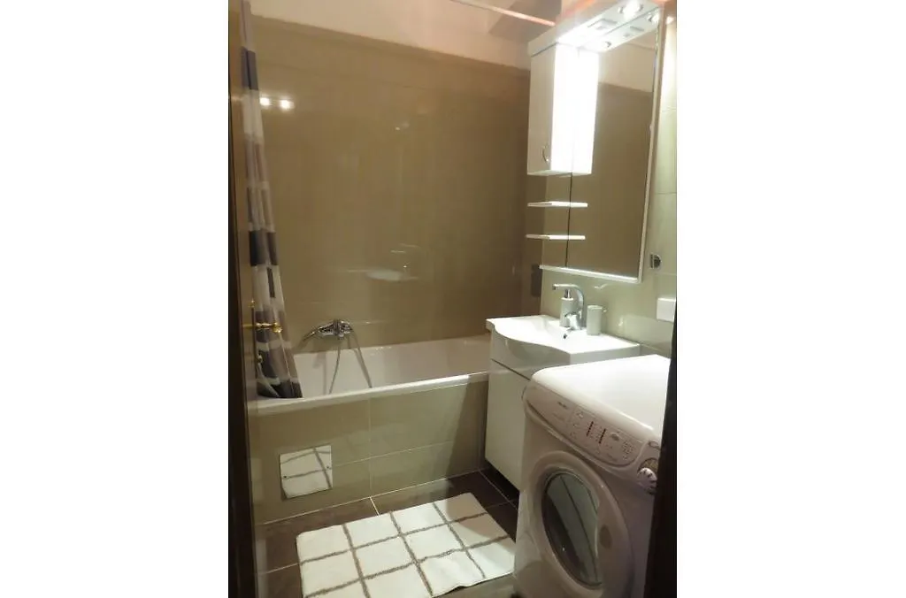 Large Comfort Schoenbrunn Apartment